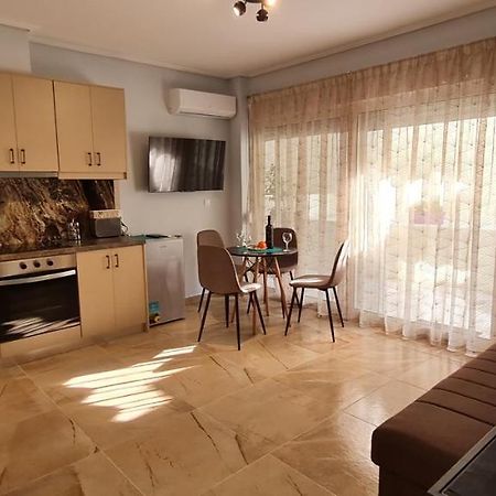New Stylish Apartment In Athens! Екстериор снимка